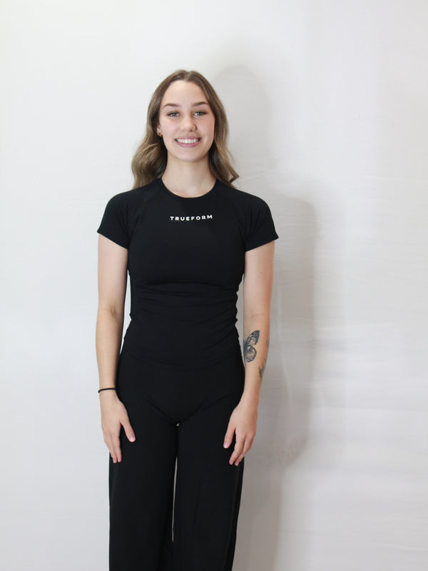 Women’s Seamless Short-Sleeve Tee
